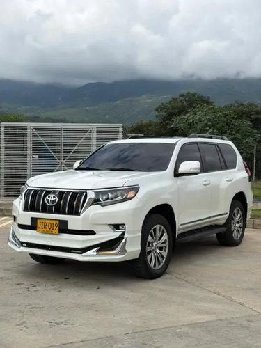 TOYOTA PRADO TXL  2018  3.0 DIÉSEL  4x4  BLINDAJE 2 PLUS