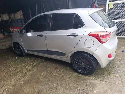 Hyundai Grand i10 ilusión 1.0