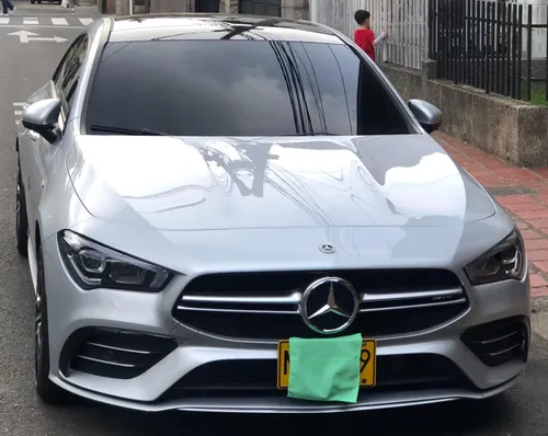 Mercedes Benz CLA 35 amg 4 matic 