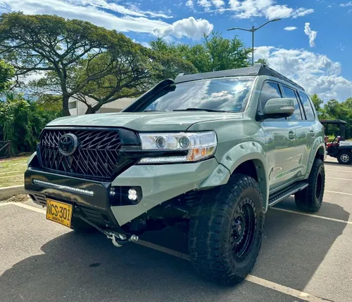 Toyota Sahara LC200 Europea 