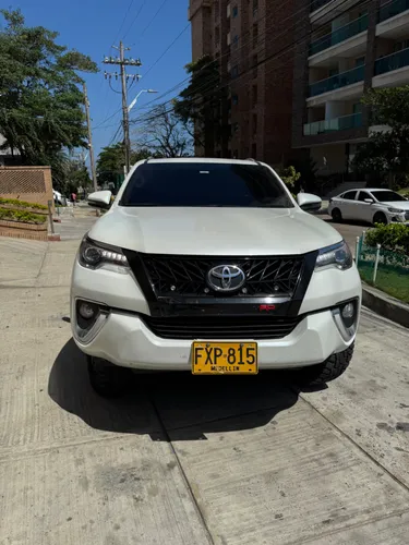 Toyota Fortuner 2019 srv  2.7 gasolina 