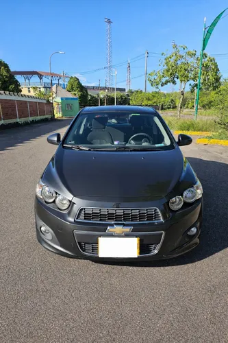 Vendo Chevrolet Sonic 2015