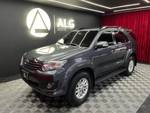 Toyota Fortuner SR5 2.7 4x2