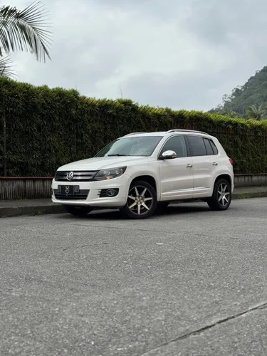 Volkswagen Tiguan 2012 AT 