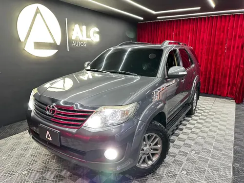Toyota Fortuner 2.7 Gasolina 4x2