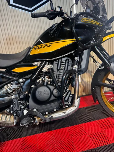ROYAL ENFIELD HIMALAYAN 452