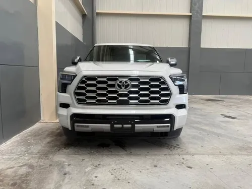 Toyota Sequoia Capstone 2026 