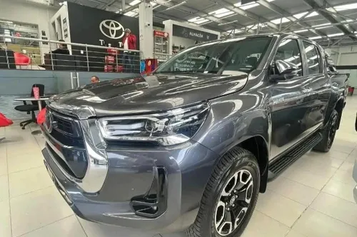 Toyota Hilux SRX 2026