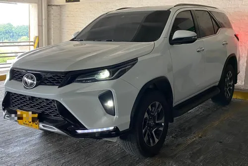  TOYOTA FORTUNER SRV 2.8L DEISEL AUTOMATICA 4X4 UNICO DUENO