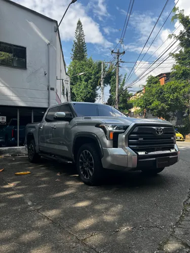 TOYOTA TUNDRA LIMITED BLINDAJE 2