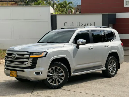 TOYOTA SAHARA LC300 ZX  2024  DIÉSEL 3.3 TWIN TURBO  4x4