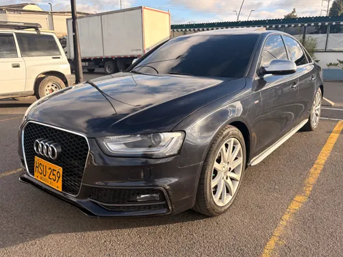 Audi A4 2.0T Quattro Sline