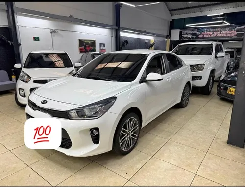 Kia Rio Vibrant 2021