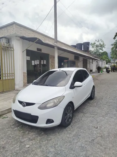 Mazda 2 2009 