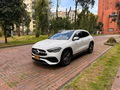 Mercedes Benz Gla 200 2023