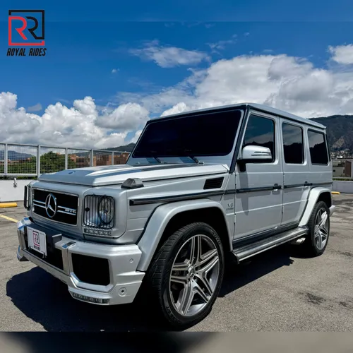 Mercedes Benz G500 