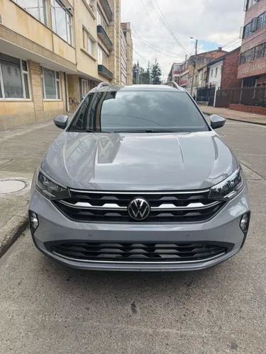 Vendo Volkswagen nivus highline 
