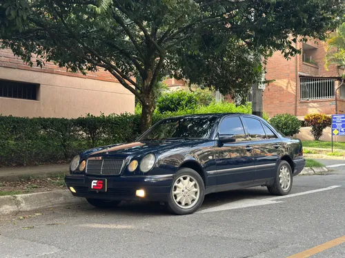 MERCEDES BENZ E420 1997