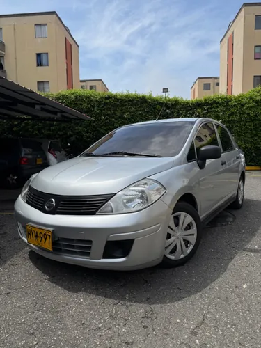 Nissan TIIDA SD Miio MT 1.600 cc  