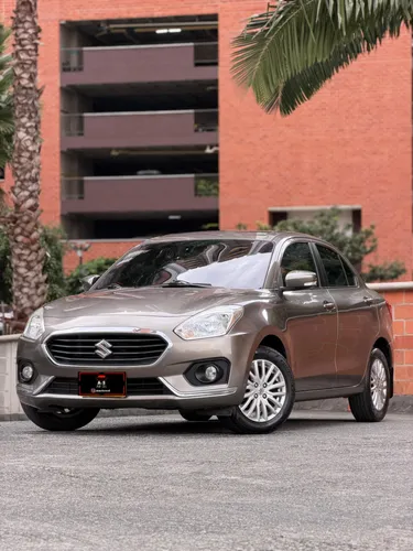 Vencambio Suzuki Swift Dzire 2020 Automático 