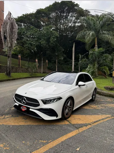 Mercedes A250 4 matic hibrido 2025
