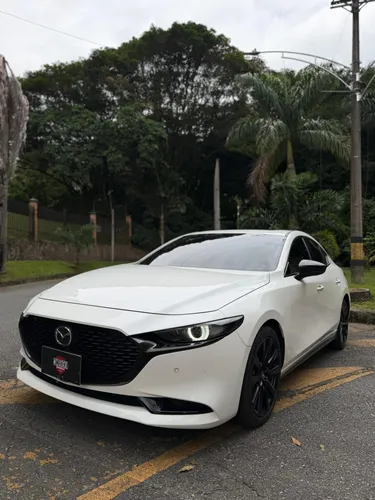 Mazda 3 grand touring lx carbon edition 2025
