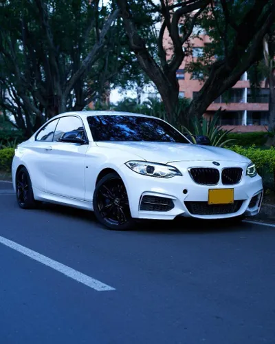 BMW M235 