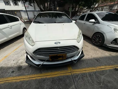 Ford fiesta titanium