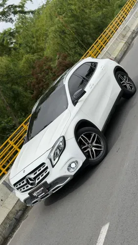 Mercedes benz Gla 200 2019 