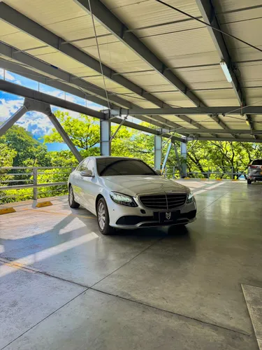 MERCEDES BENZ C200 EXCLUSIVE