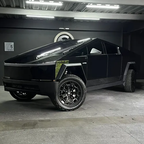 Tesla Cybertruck Foundation Series 2025