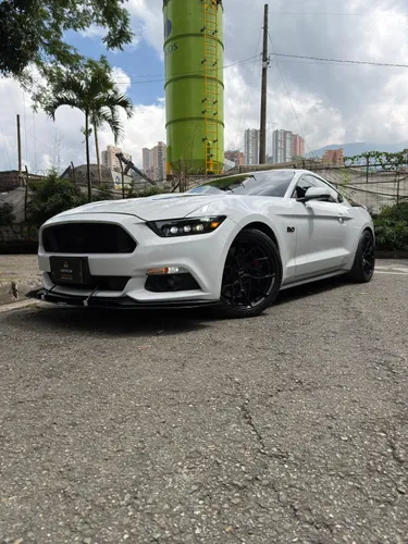 Ford Mustang GT 5.0 V8 2017