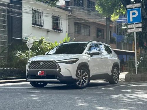TOYOTA COROLLA CROSS SEG HÍBRIDA 2023