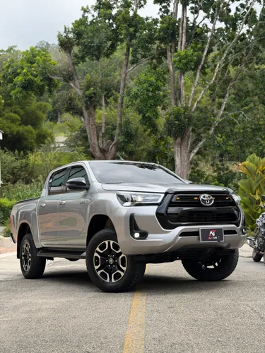 TOYOTA HILUX  2022  2.4 DIESEL AUT  4x4 
