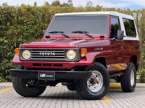 Toyota Land Cruiser macho 4.5 