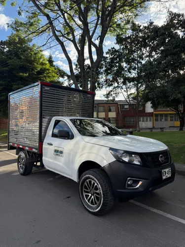 NISSAN NP300 FRONTIER
