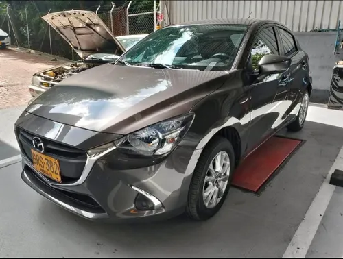 Mazda 2 Touring 2020