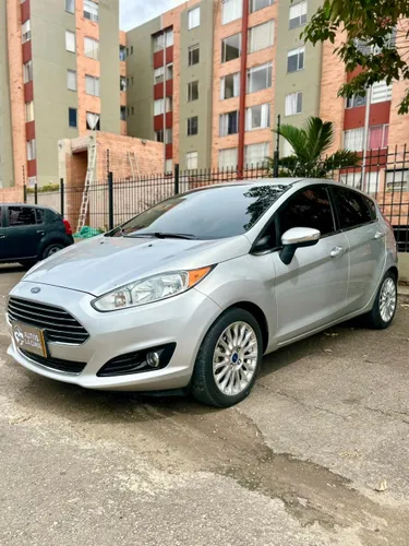 FORD FIESTA HATCHBACK TITANIUM TP 1.6cc 5P MOD 2014