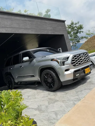 Toyota Sequioa 1794 Híbrida 2025 blindada 