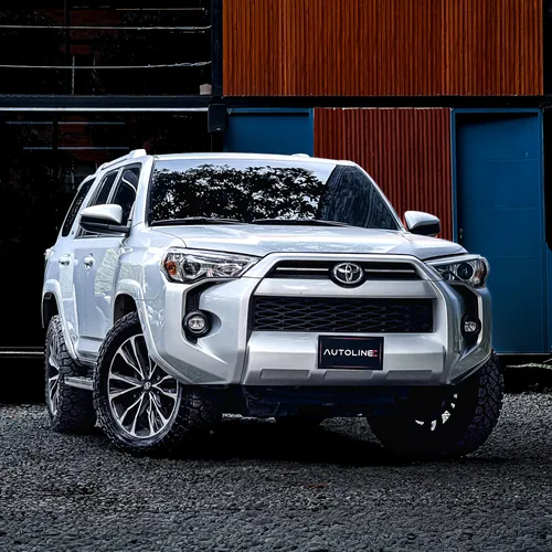 Toyota 4Runner SR5 2023