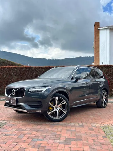 volvo xc90 T5 2017