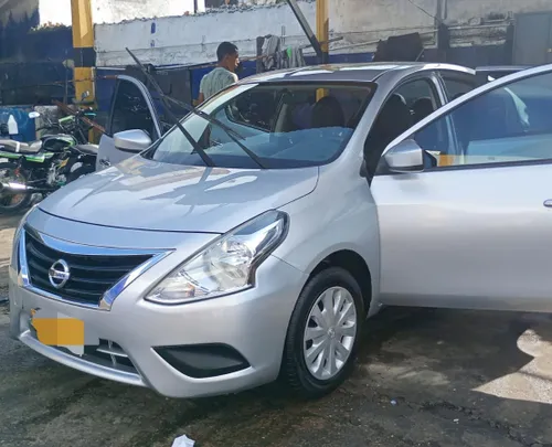 Nissan Versa Drive 1.6 2021
