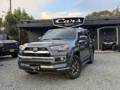 TOYOTA 4RUNNER LIMITED AT  