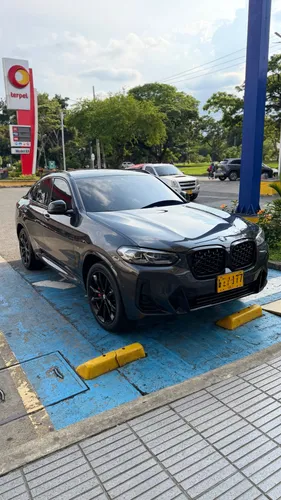 BMW x4 XDrive 30i