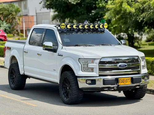 Ford F150 Lariat 2017 2 plus