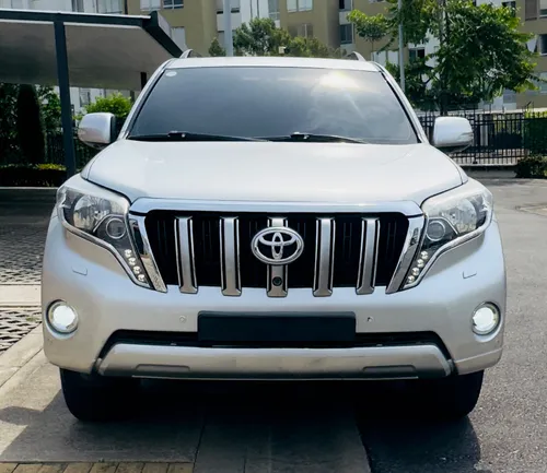 Toyota PRADO vx 2015 