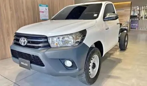 Toyota Hilux Chasis 2026