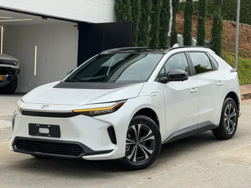 Toyota Bz4 