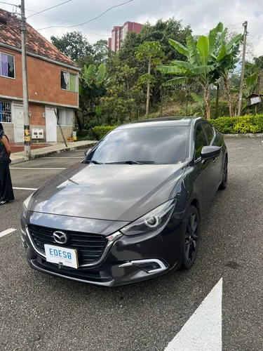 MAZDA 3 GRAND TOURING LX