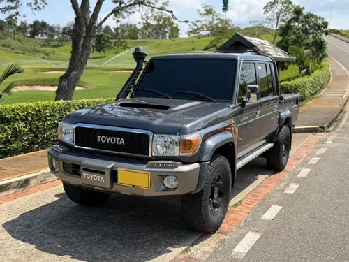 TOYOTA LAND CRUISER VDJ79L ÁRABE  2020